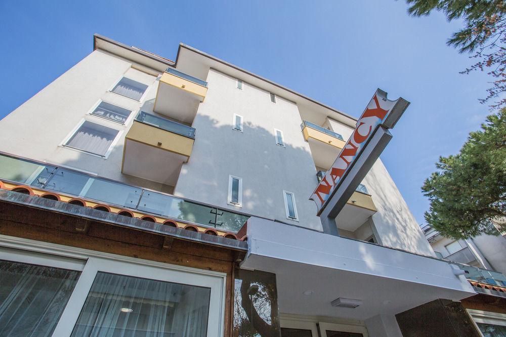 Hotel Nancy Rimini Exterior foto